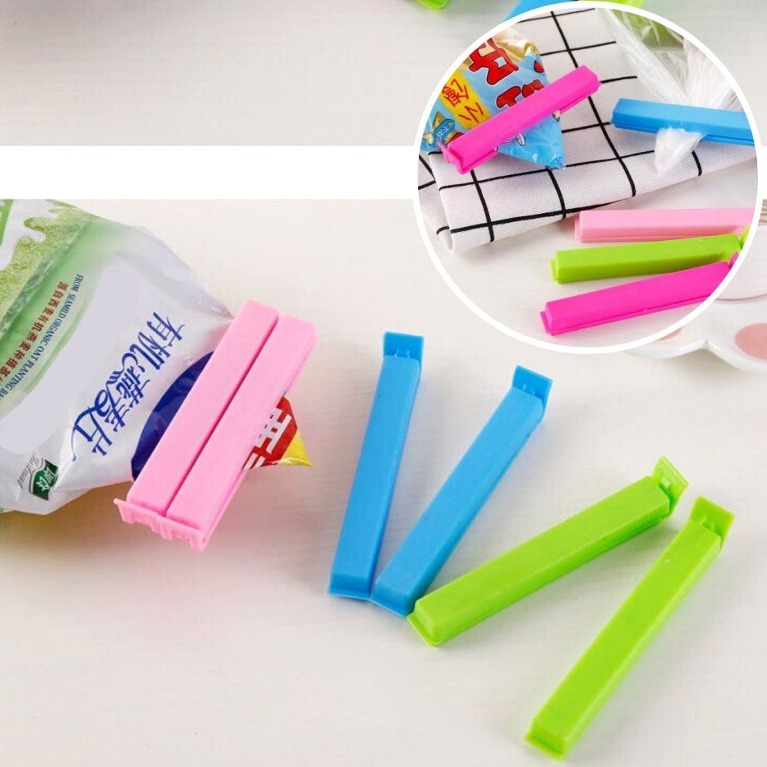 2707 100 Pc Food Sealing Clip used in all kinds of household and official kitchen places for sealing and covering packed food stuff and items. 2707 100 Pc Food Sealing Clip used in all kinds of household and official kitchen places for sealing and covering packed food stuff and items.